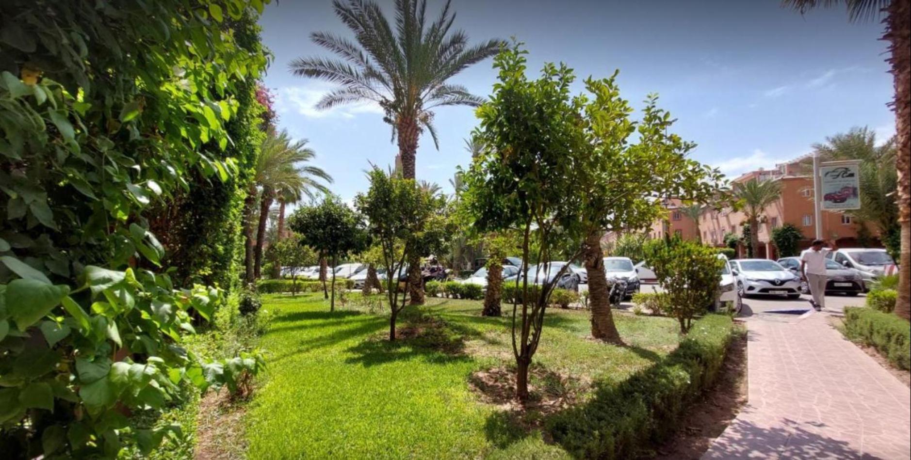 Riad Nezha Avec Jacuzzi Et 3 Piscines Au Coeur De مراكش المظهر الخارجي الصورة
