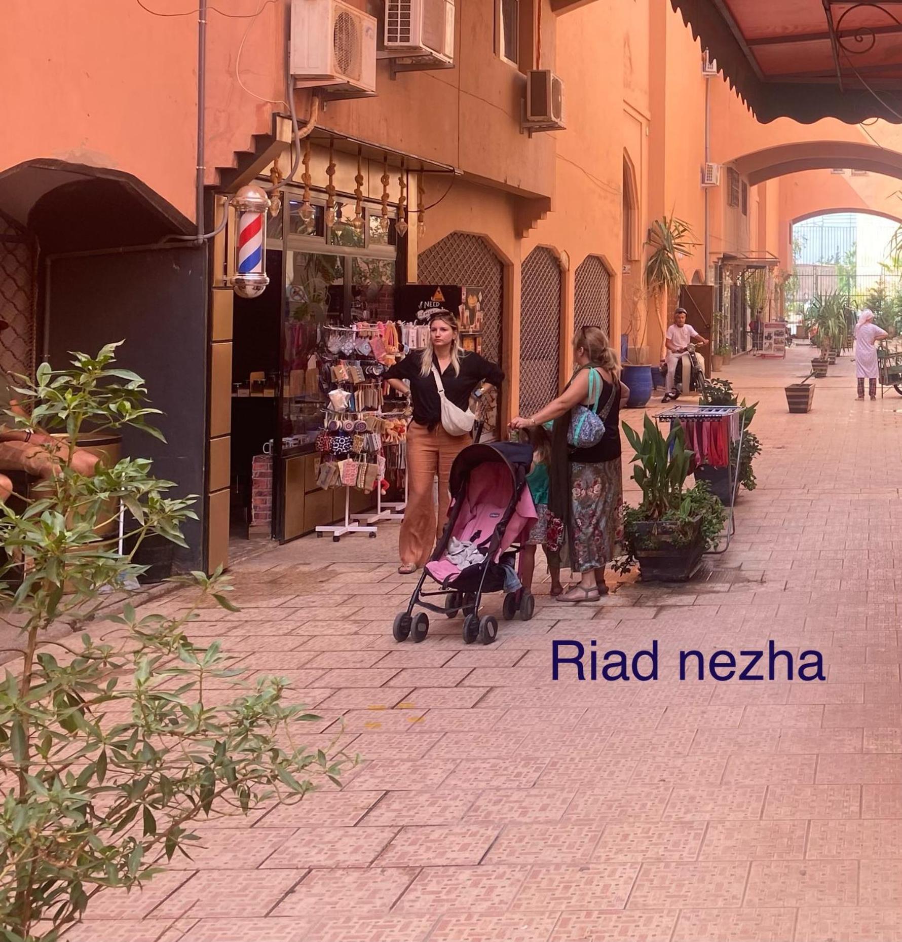 Riad Nezha Avec Jacuzzi Et 3 Piscines Au Coeur De مراكش المظهر الخارجي الصورة